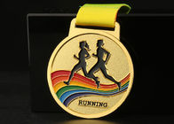 การวิ่งมาราธอนการแข่งขันเหรียญกีฬาและริบบิ้นโลหะผสมสังกะสีหลากสีสัน